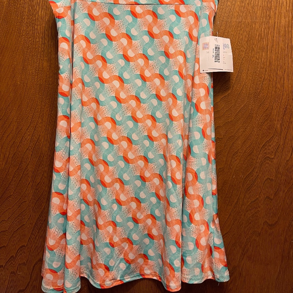 LuLaRoe - Azure - 2XL - White w/Aqua & Peach zigzags - NWT